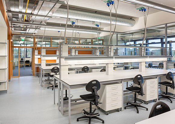 實驗室裝修設(shè)計項目的關(guān)鍵因素是什么？